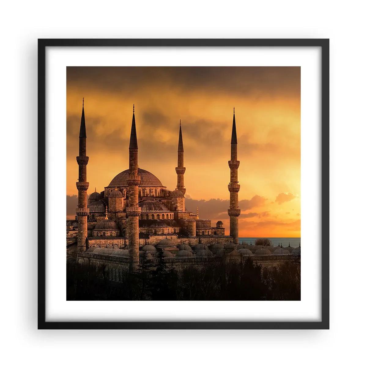 Poszter fehér keretben - Isten hatalmas - 50x50 cm