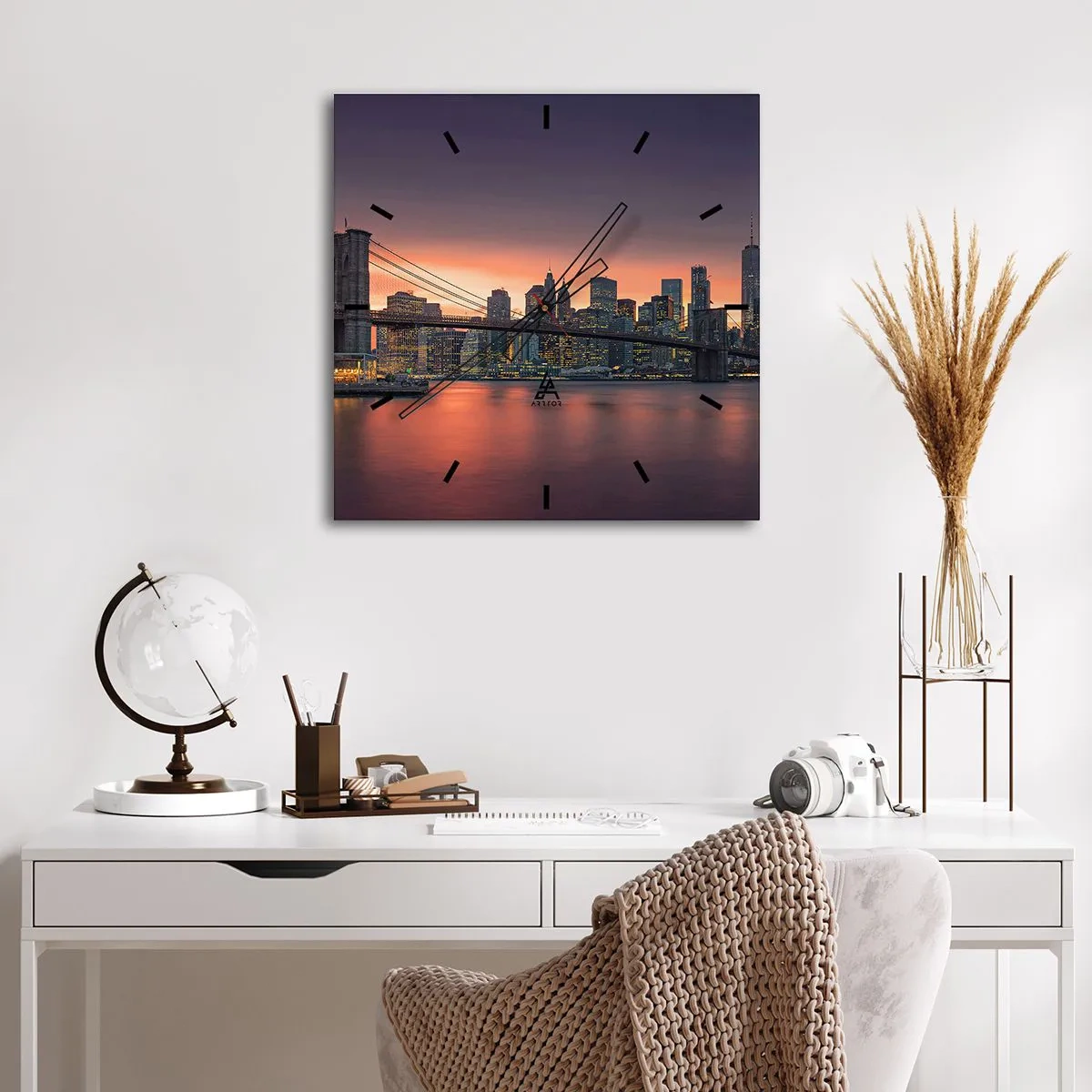 Falióra, Óra - Lila csendbe merülve - 40x40 cm