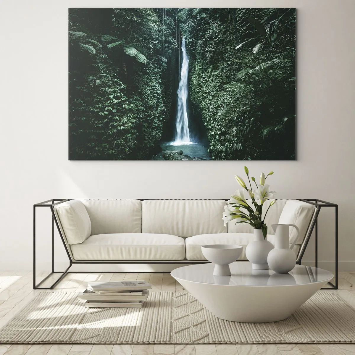 Üveg kép - Vízesés sűrű trópusi növényzet között - 70x50cm - Trópusi gyógyforrás - Modern fali dekoráció nappalihoz és hálószobához ARTTOR