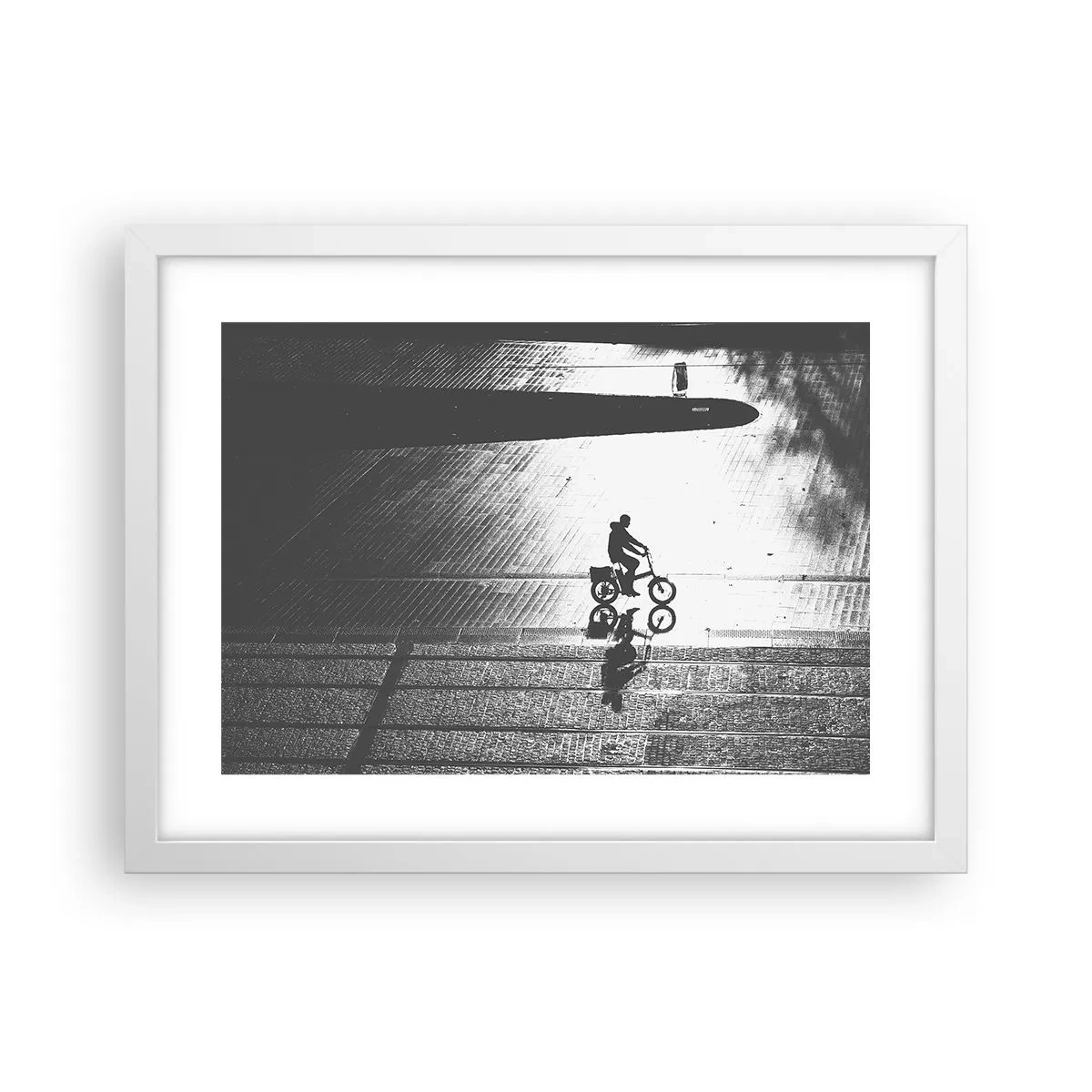 Poszter fekete keretben - Előre, a városon keresztül - 40x30 cm