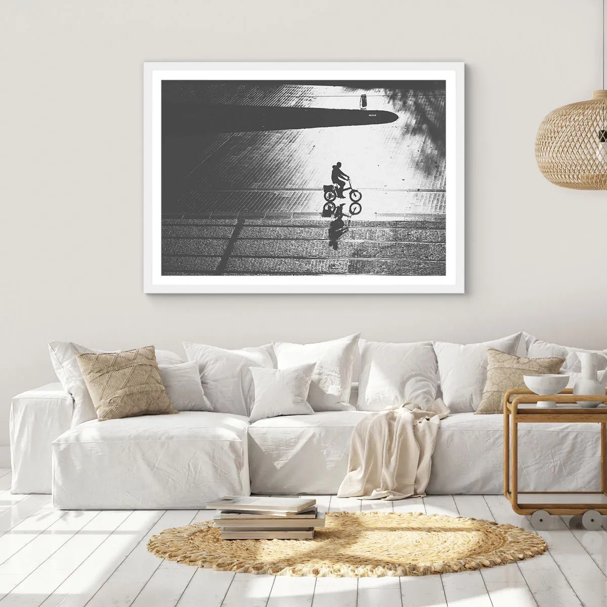 Poszter fekete keretben - Előre, a városon keresztül - 91x61 cm