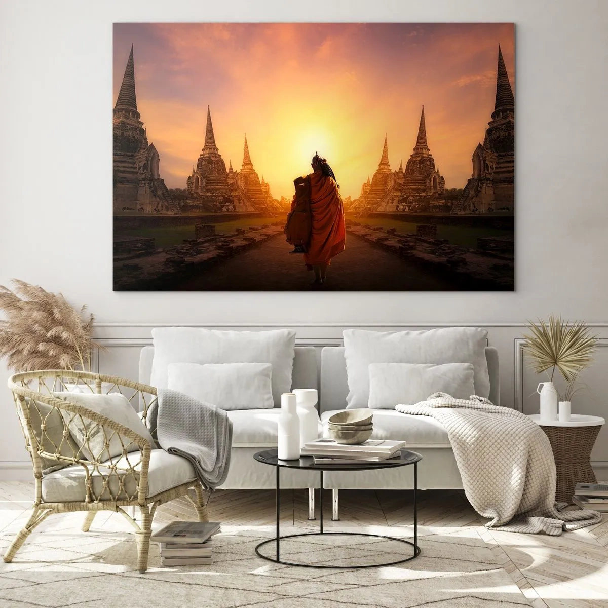 Üveg kép - Egy szerzetes a lenyugvó nap és az ázsiai templomok hátterében - 70x50cm - Nyugalomban a végtelenségen át - Modern fali dekoráció nappalihoz és hálószobához ARTTOR