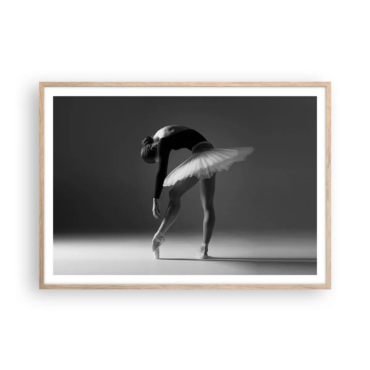 Poszter világos tölgy keretben - Bella balerina - 100x70 cm
