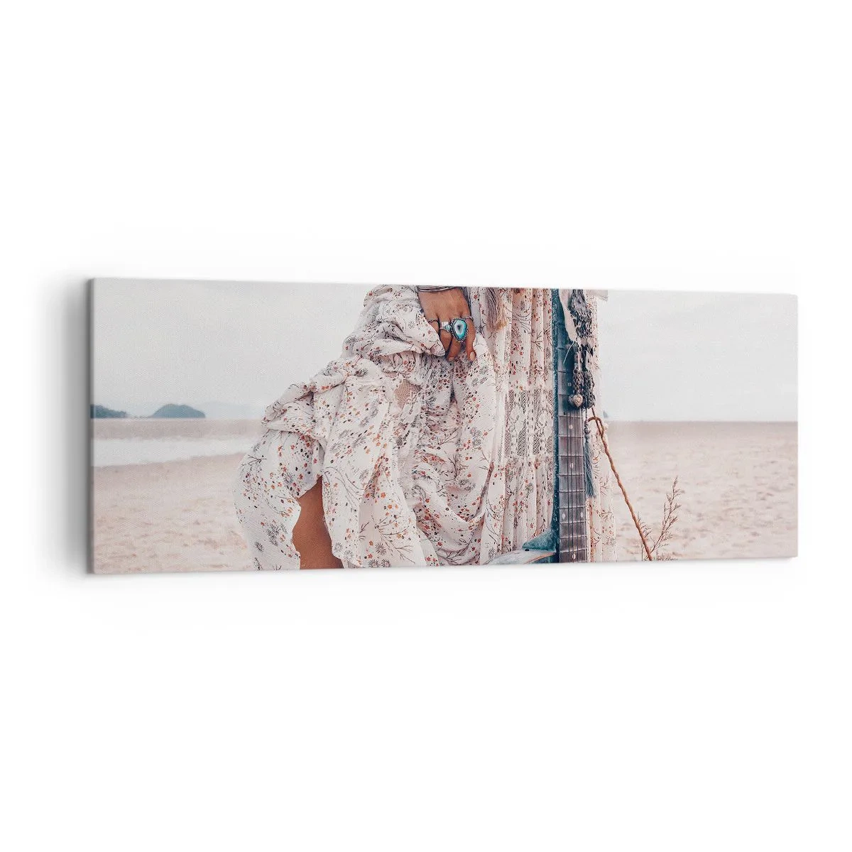 Vászonkép - Hippik az úton - 140x50 cm