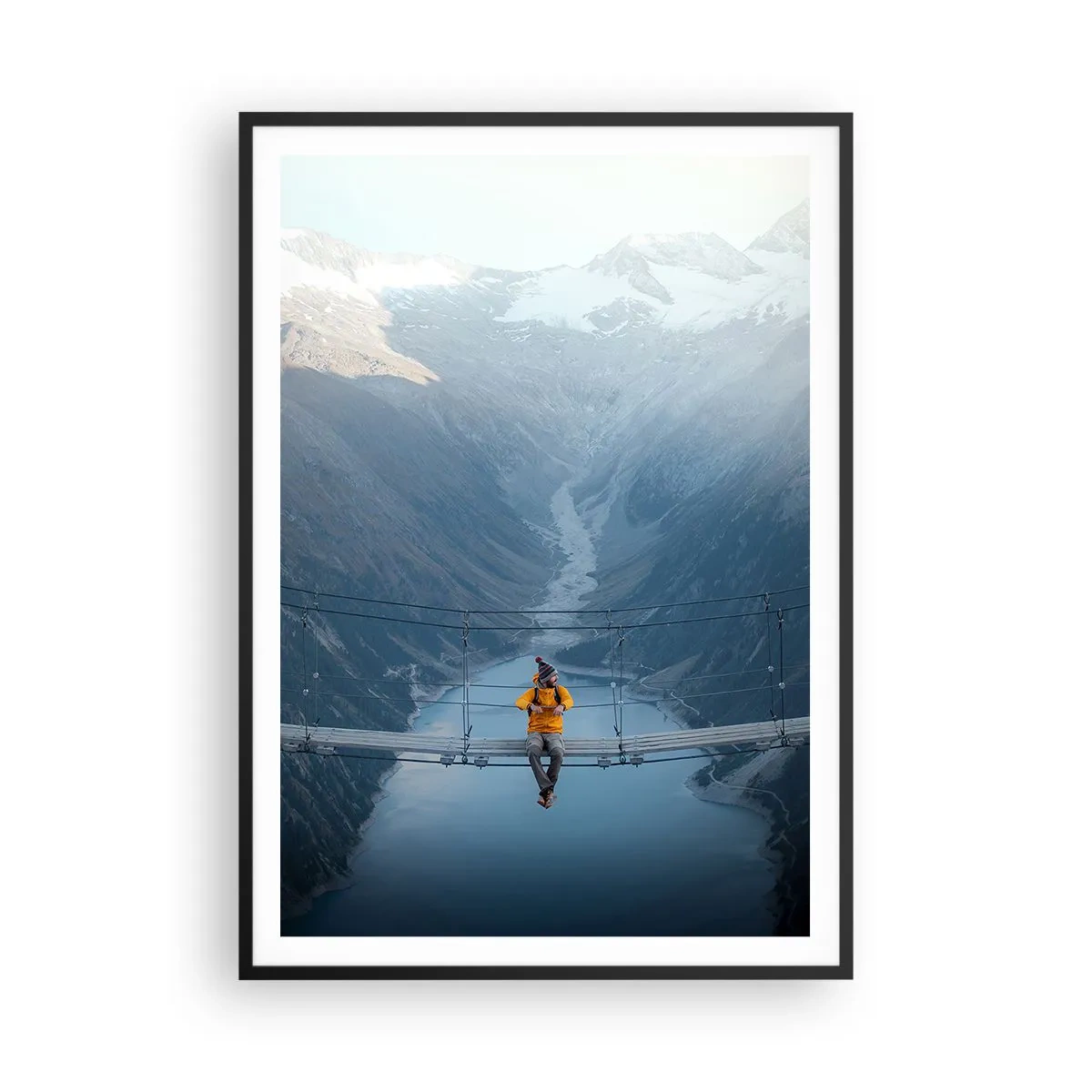 Poszter fehér keretben - Elragadtatott a felfüggesztésben - 70x100 cm