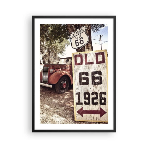 Poszter fehér keretben - Oldtimer a 66-os út táblájánál - 50x70cm - Az amerikai tartomány legendája - Modern fali dekoráció nappalihoz és hálószobához ARTTOR