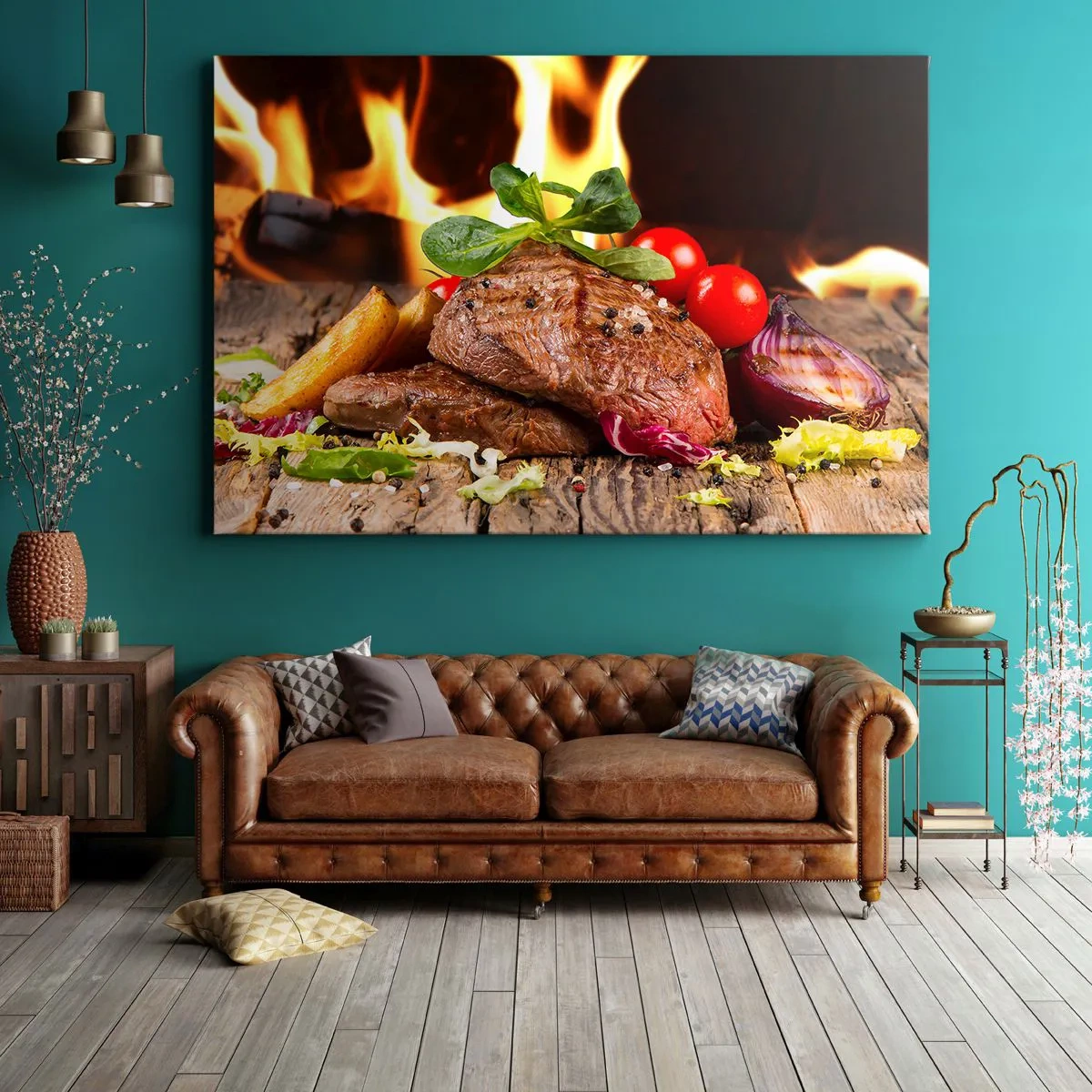 Vászonkép - Grillezett steak köretekkel a lángok hátterében - 70x50cm - Parázzsal elővarázsolva - Modern fali dekoráció nappalihoz és hálószobához ARTTOR