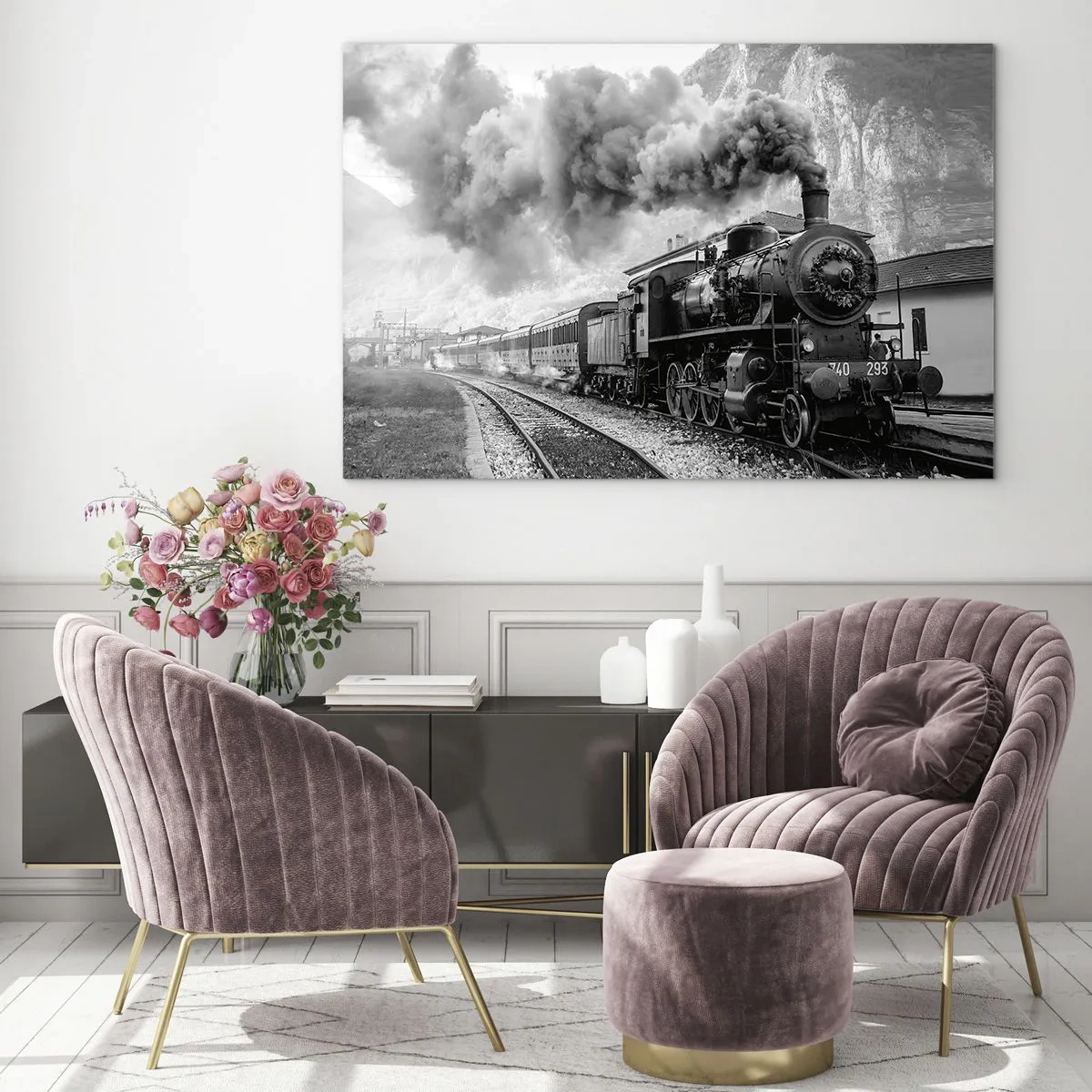 Üveg kép - Egy régi gőzmozdony hegyi tájban - 70x50cm - Indulását a mozdony várja… - Modern fali dekoráció nappalihoz és hálószobához ARTTOR
