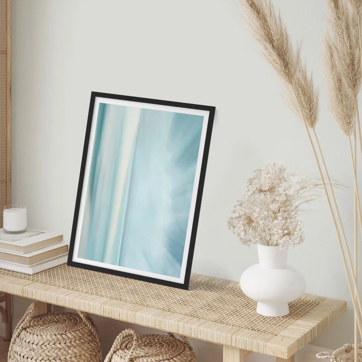 Poszter fehér keretben - Finom absztrakció kék és fehér árnyalatokban - 50x70cm - Béke egészen a horizontig - Modern fali dekoráció nappalihoz és hálószobához ARTTOR
