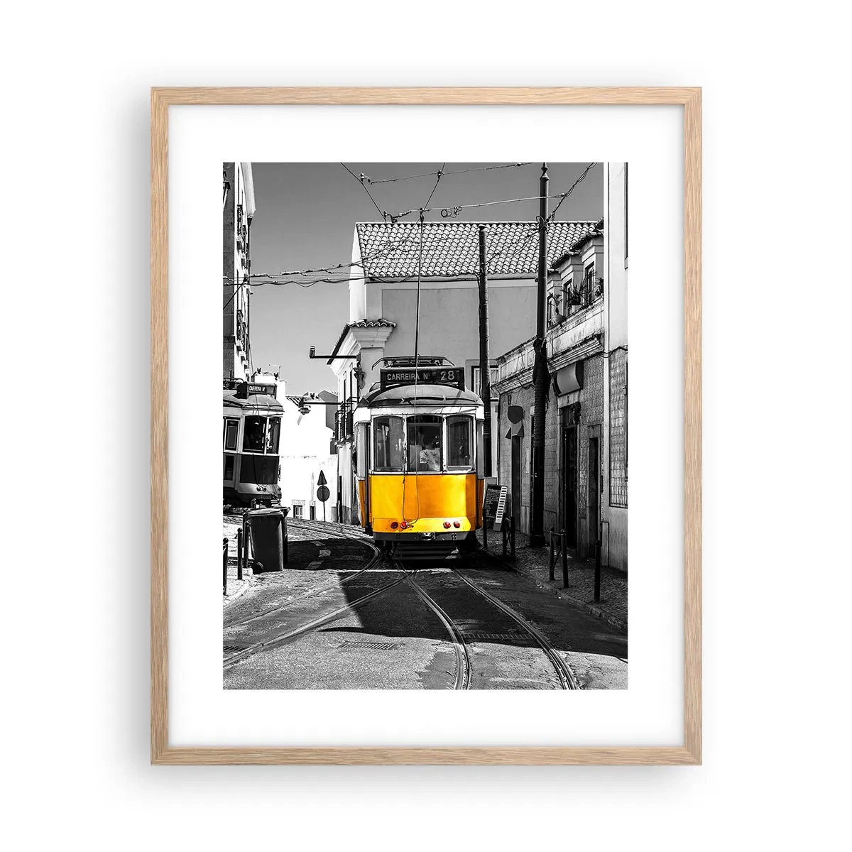 Poszter világos tölgy keretben - Lisszabon szelleme - 40x50 cm