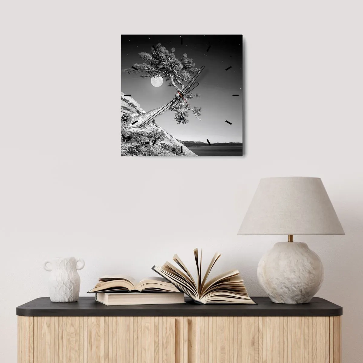 Falióra, Óra - Győztes harcos - 30x30 cm