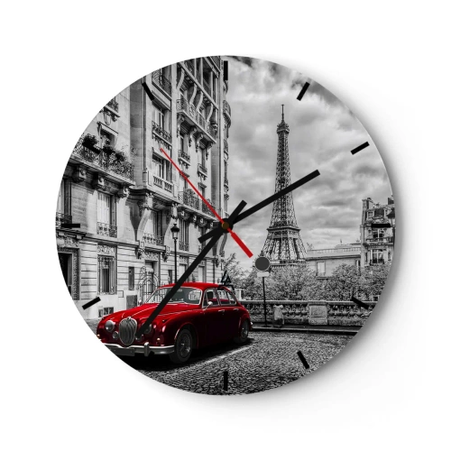 Falióra, Óra - Az Eiffel-torony fekete-fehér képe egy piros retró autóval - 30x30cm - Ragadozó a városban - Modern fali dekoráció nappalihoz, konyhához és hálószobához ARTTOR