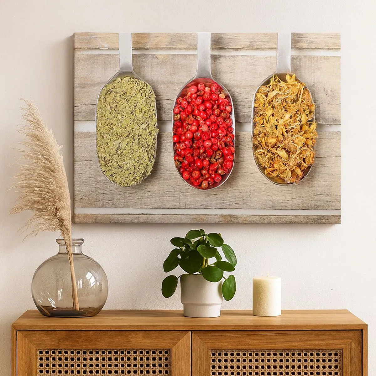 Vászonkép - Három fémkanál fűszerekkel, fából készült háttéren - 70x50cm - Konyhai varázslat - Modern fali dekoráció nappalihoz és hálószobához ARTTOR