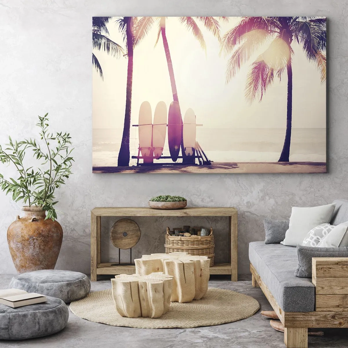 Vászonkép - Pálmafák és szörfdeszkák a tengerparton a napsütésben - 70x50cm - Ez  remek nap lesz  - Modern fali dekoráció nappalihoz és hálószobához ARTTOR