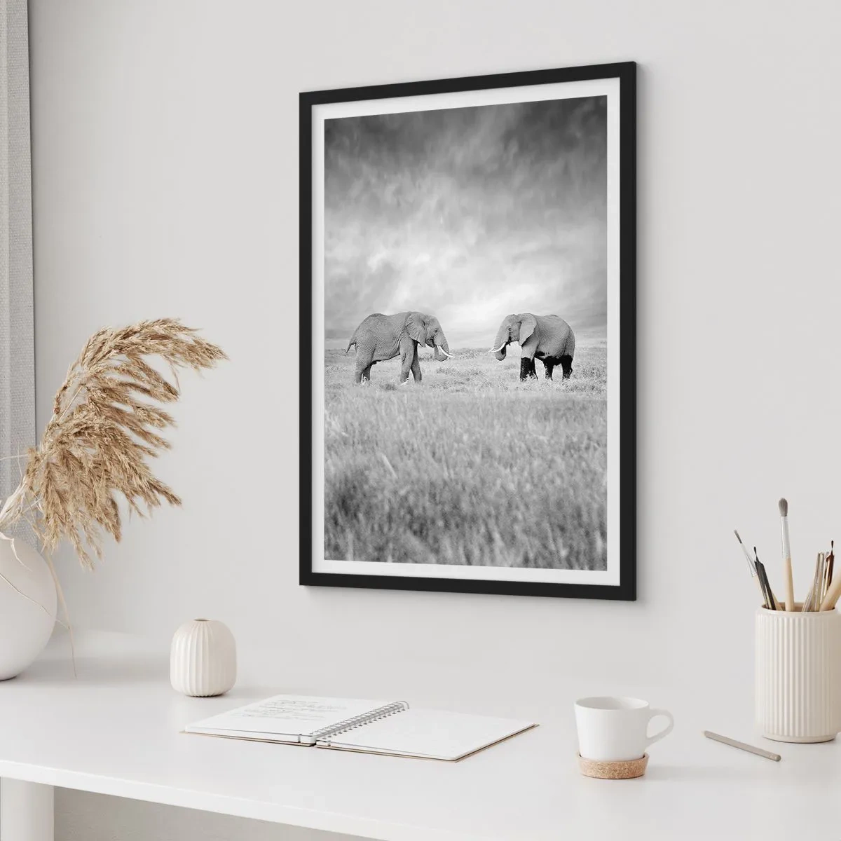 Poszter fehér keretben - A szürke gyönyörű - 61x91 cm