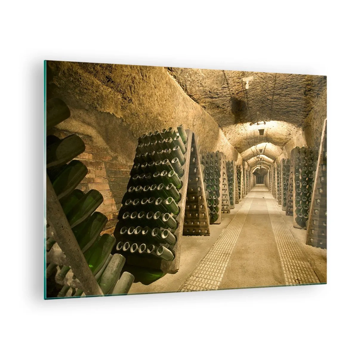 Üveg kép - Egy pince sorokban érlelt borosüvegekkel - 70x50cm - Az ízlés születése - Modern fali dekoráció nappalihoz és hálószobához ARTTOR