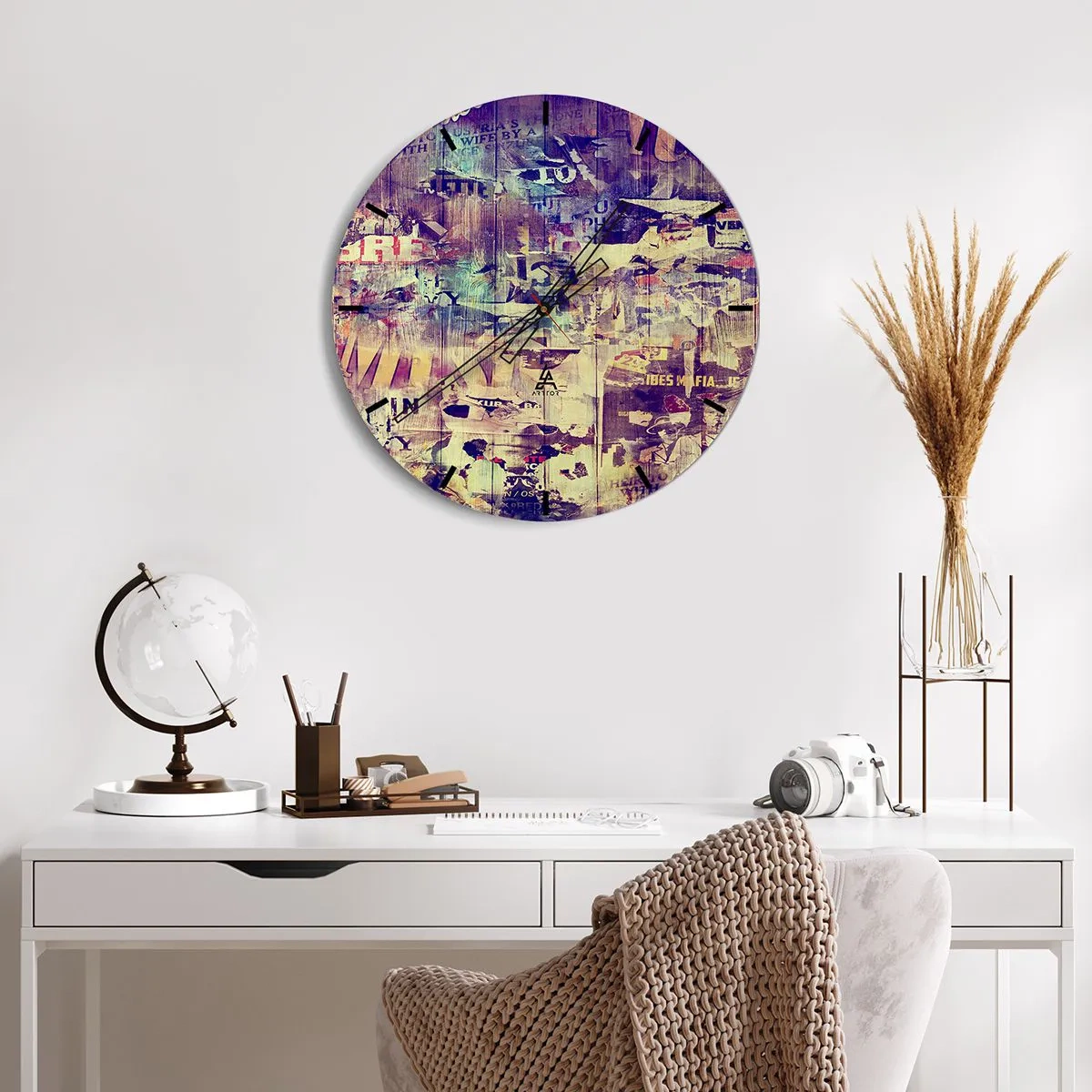Falióra, Óra - Művészi kollázs stílusú motívummal díszített óralap - 30x30cm - És csak ennyi lesz - Modern fali dekoráció nappalihoz, konyhához és hálószobához ARTTOR