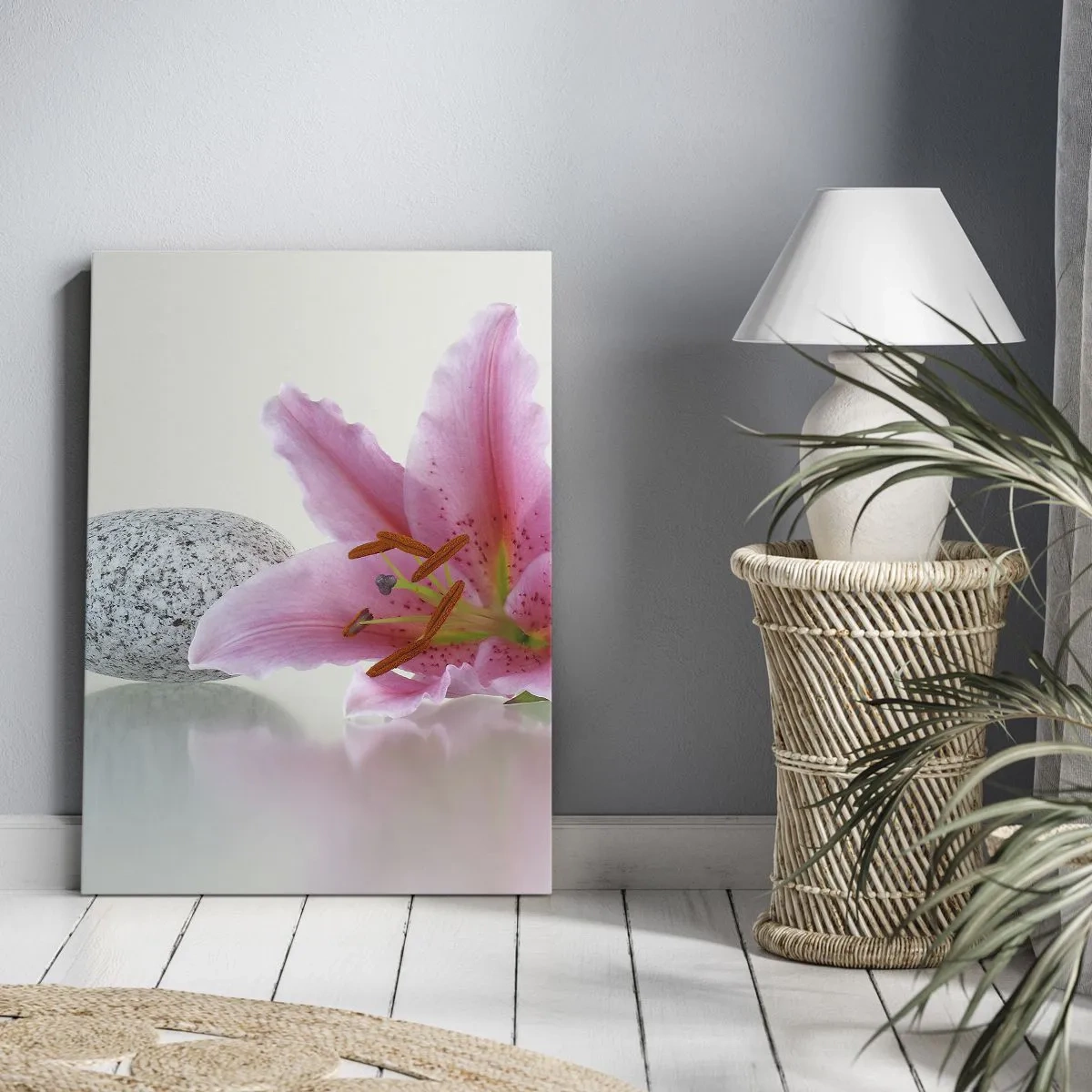 Vászonkép - Egy tanulmány rózsaszín, szürke és fehér színben - 65x120 cm