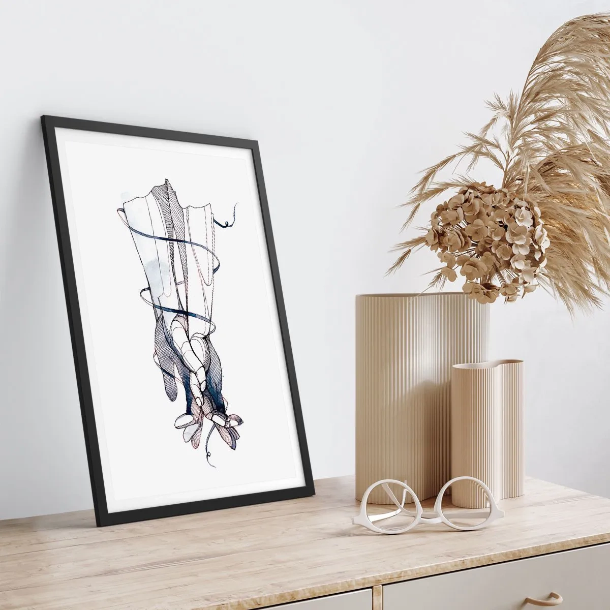 Poszter fehér keretben - Művészi kezek finom virágokkal és vonalakkal - 50x70cm - Érintés tanulmányozása - Modern fali dekoráció nappalihoz és hálószobához ARTTOR
