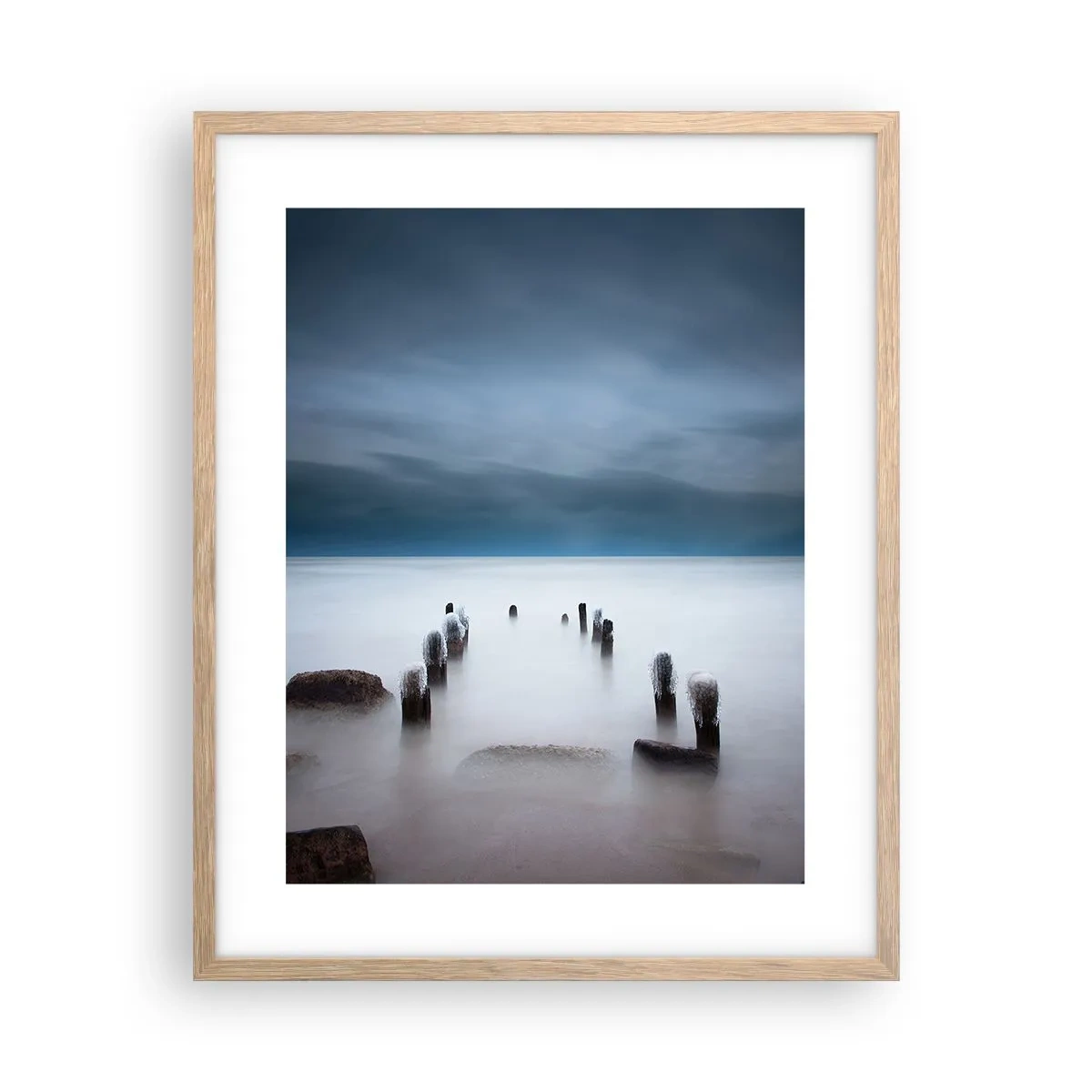 Poszter világos tölgy keretben - Töprengő tó - 40x50 cm