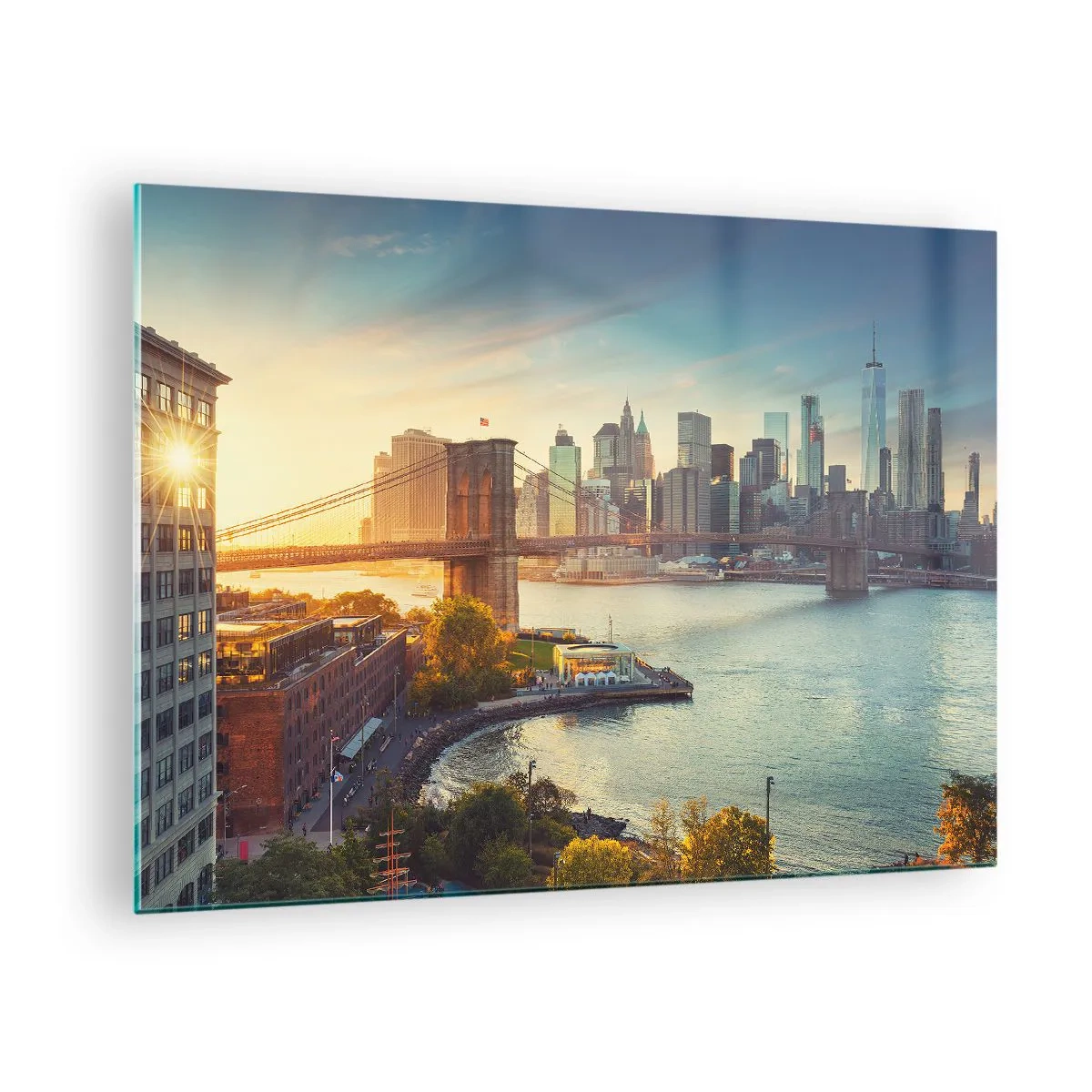 Üveg kép - New York-i panoráma a Brooklyn híddal - 70x50cm - Nagyváros hajnala - Modern fali dekoráció nappalihoz és hálószobához ARTTOR