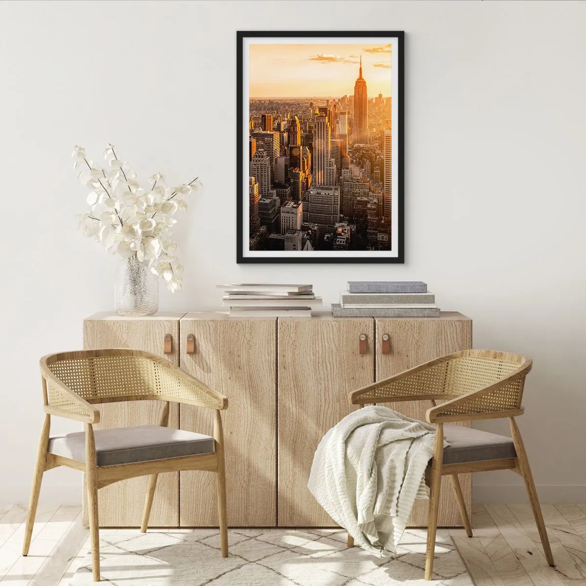 Poszter fehér keretben - Manhattan látképe naplementekor az Empire State Buildingből - 50x70cm - Növekedni a napon - Modern fali dekoráció nappalihoz és hálószobához ARTTOR
