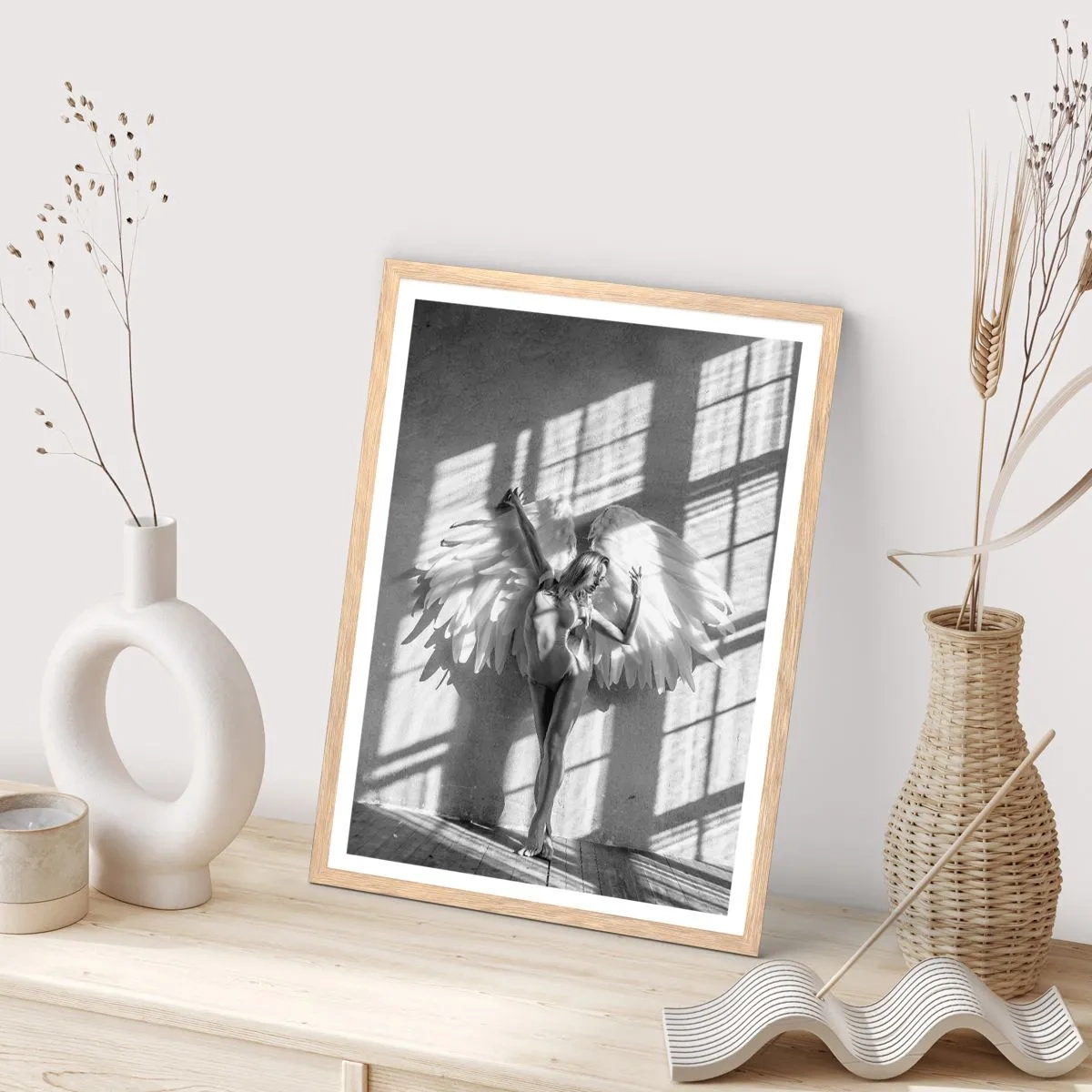 Poszter világos tölgy keretben - Egyenesen az égből - 70x100 cm