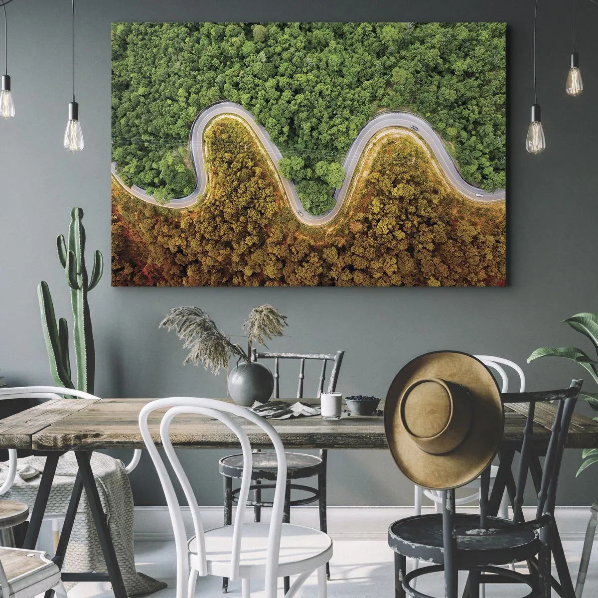 Vászonkép - Egy kanyargós út az erdőn keresztül madártávlatból - 70x50cm - Határok és áttörések - Modern fali dekoráció nappalihoz és hálószobához ARTTOR