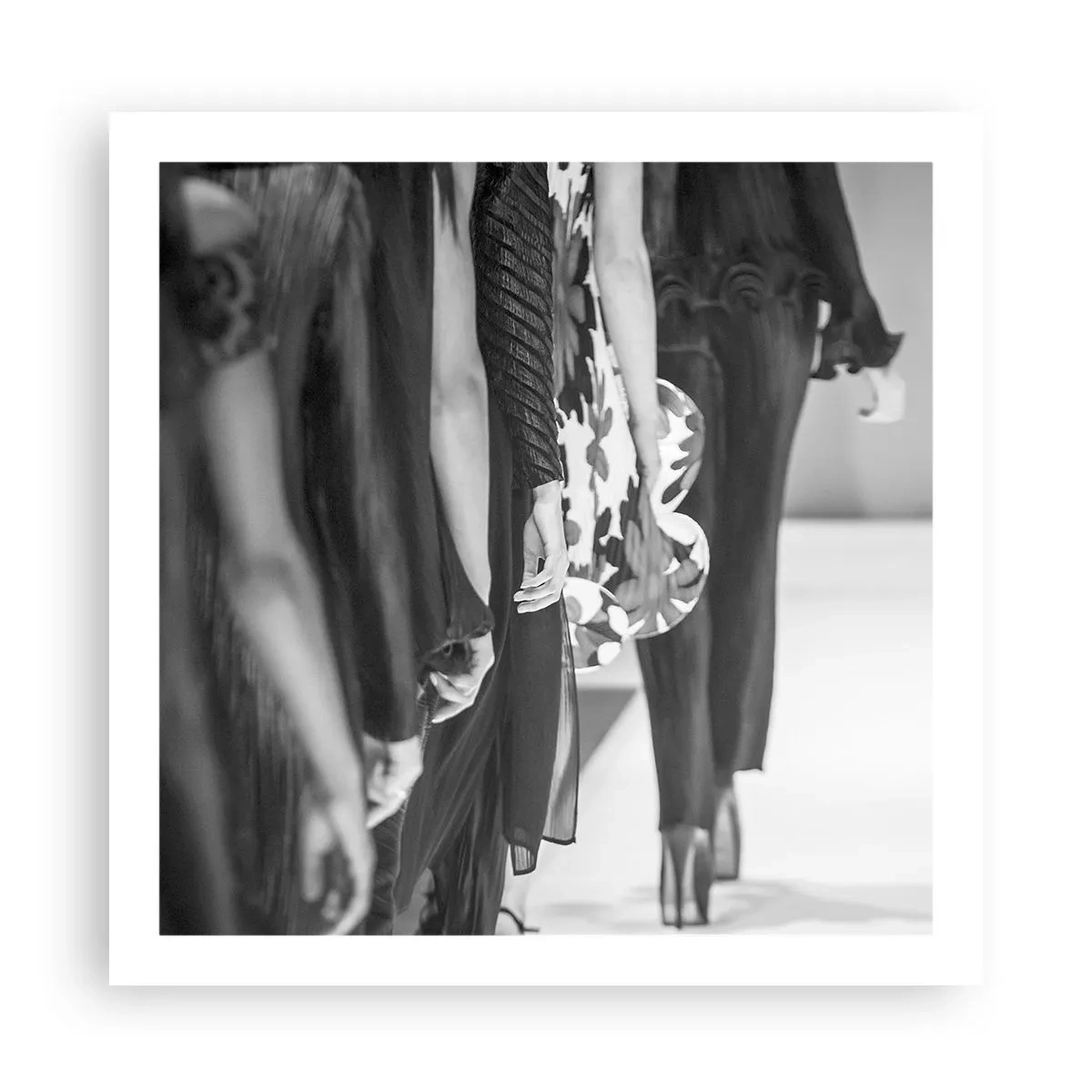 Poszter - Stílusos felvonulás - 60x60 cm