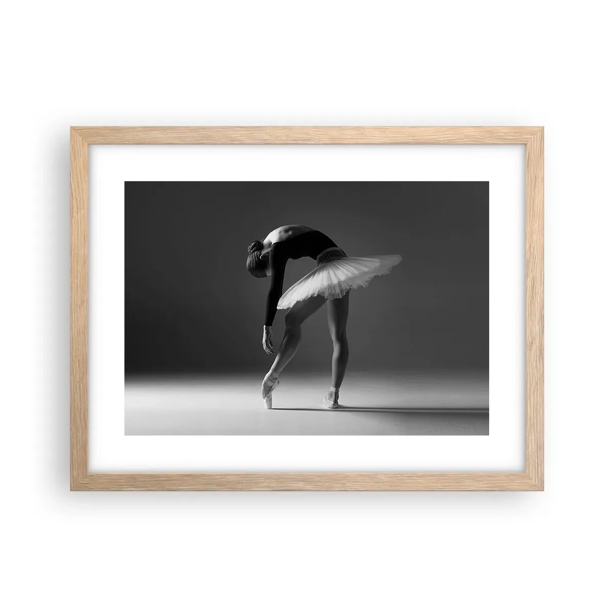 Poszter világos tölgy keretben - Bella balerina - 40x30 cm