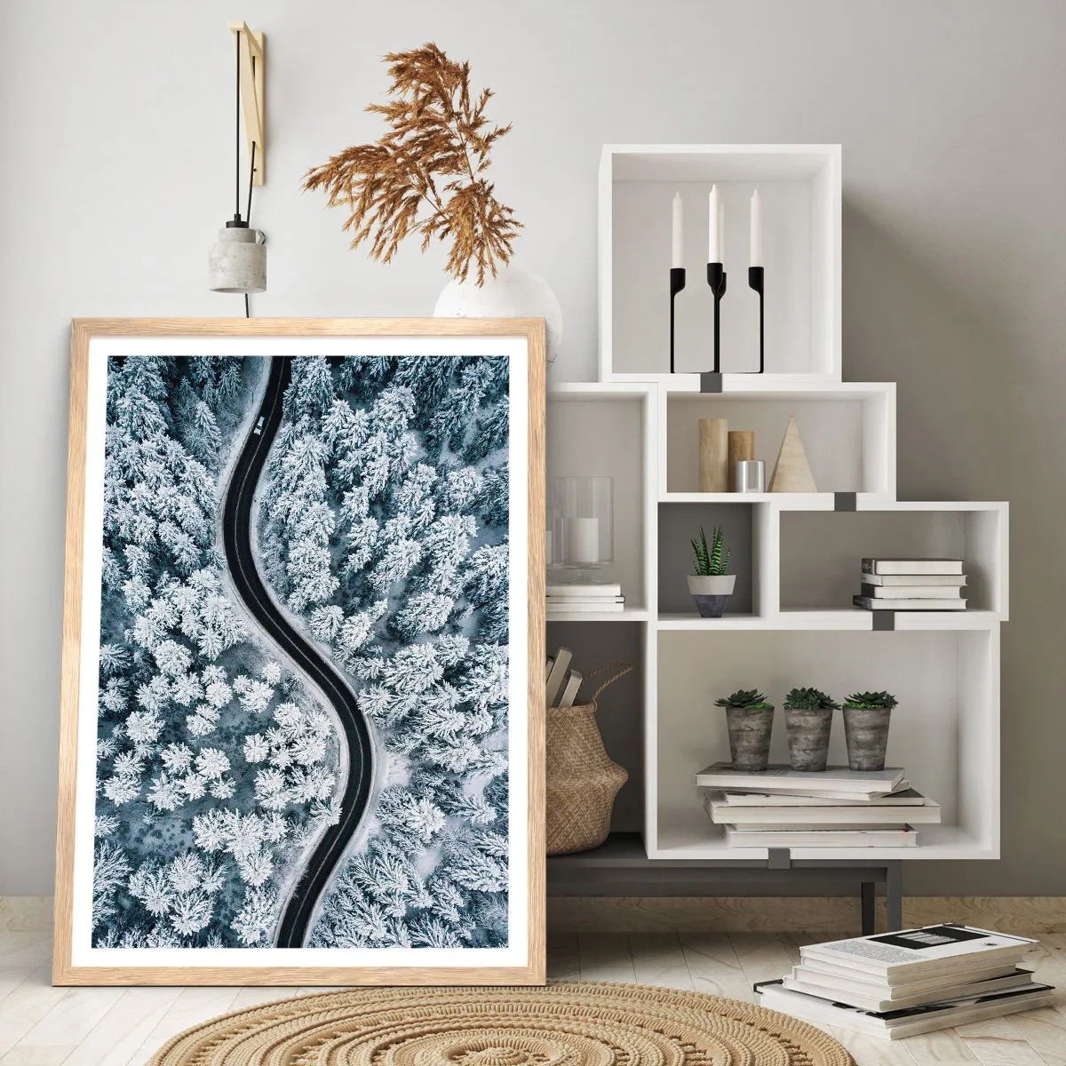 Poszter világos tölgy keretben - A téli erdőn - 70x100 cm