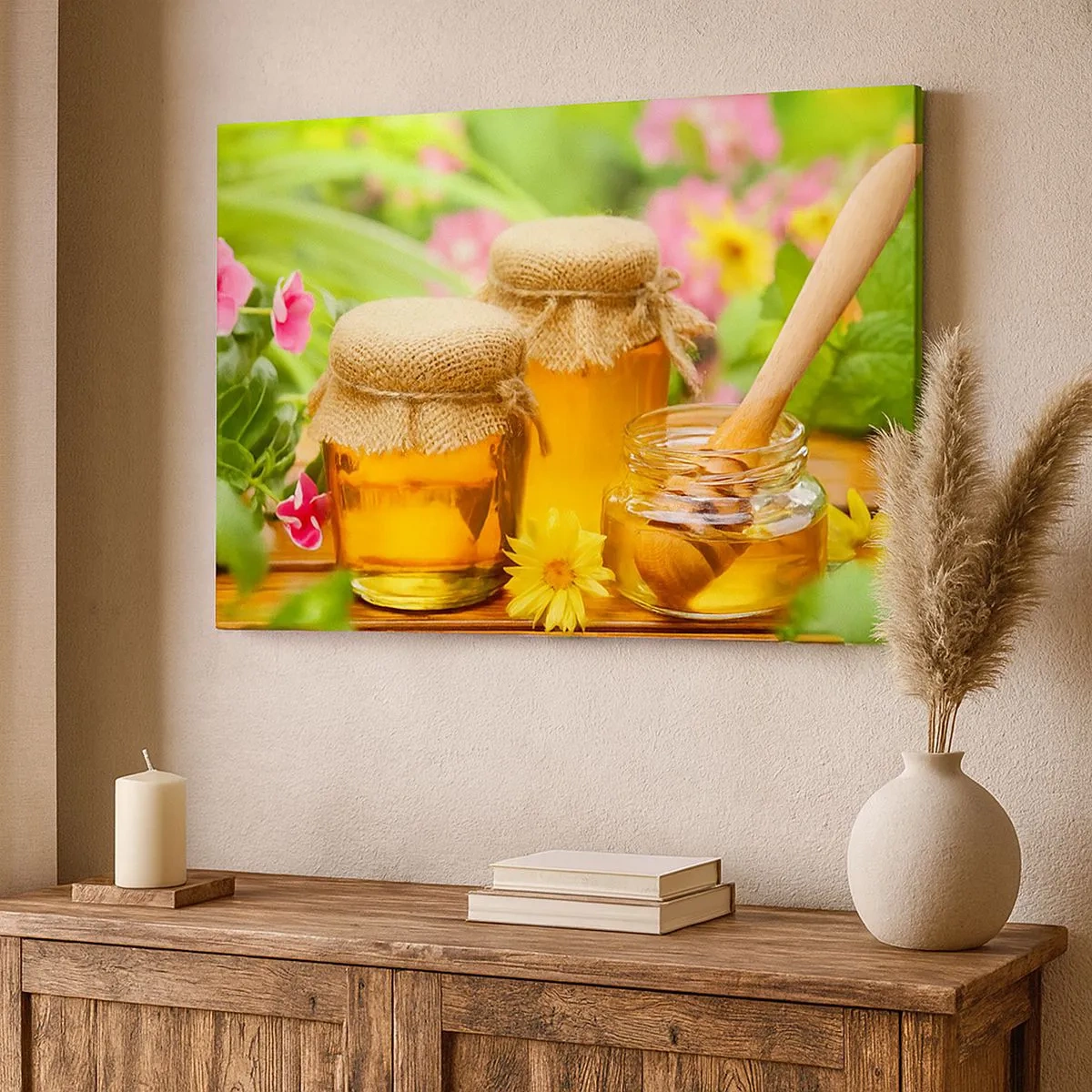 Vászonkép - Mézesüvegek virágokkal a nyári kert hátterében - 70x50cm - Édes és virágos - Modern fali dekoráció nappalihoz és hálószobához ARTTOR