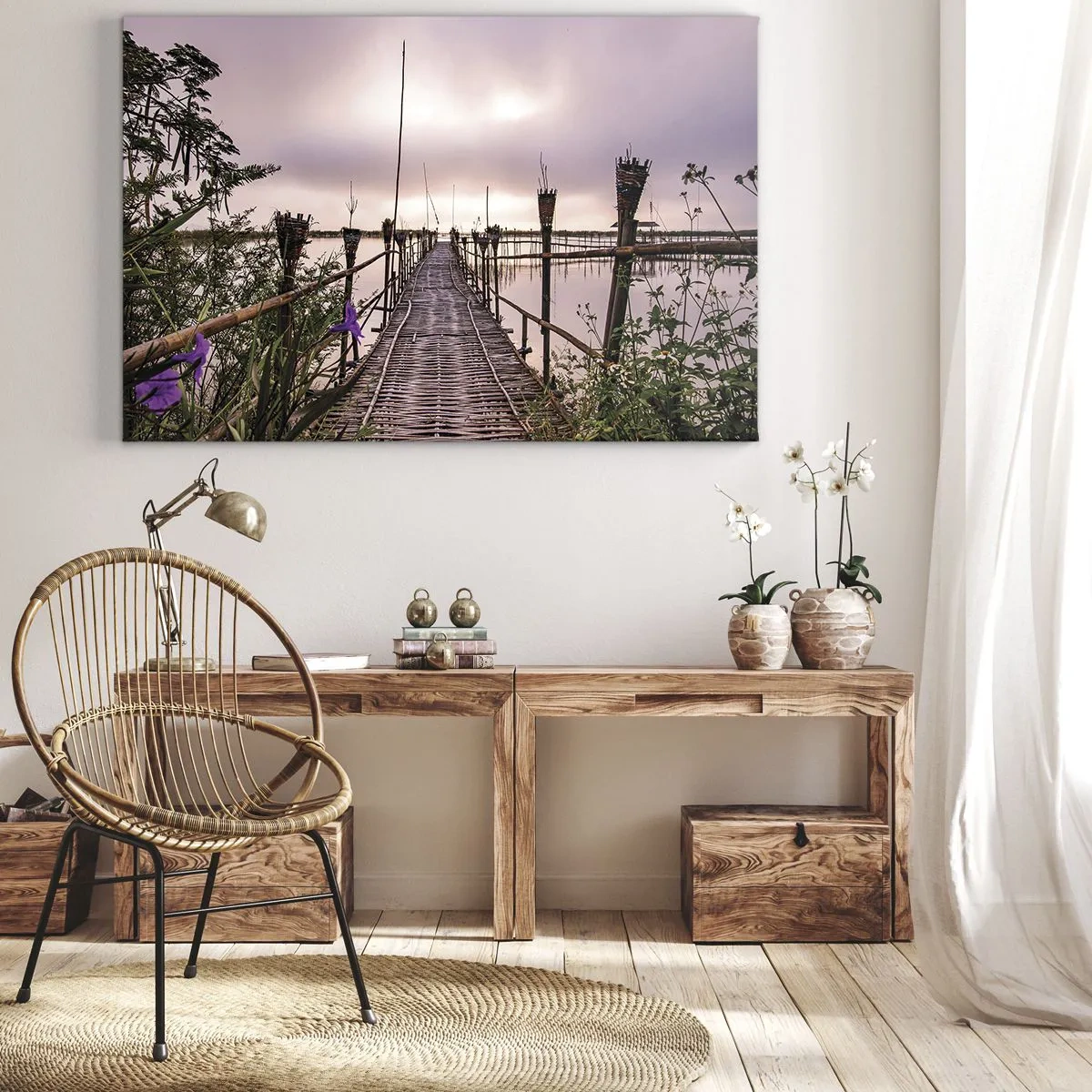 Vászonkép - Bambuszhíd a víz felett hajnalban - 70x50cm - Nyugalom és csend Ázsiában - Modern fali dekoráció nappalihoz és hálószobához ARTTOR