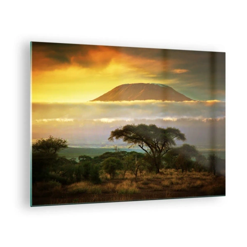 Üveg kép - Kilimandzsáró, felhők között, az afrikai szavanna hátterében - 70x50cm - Utazó álma - Modern fali dekoráció nappalihoz és hálószobához ARTTOR