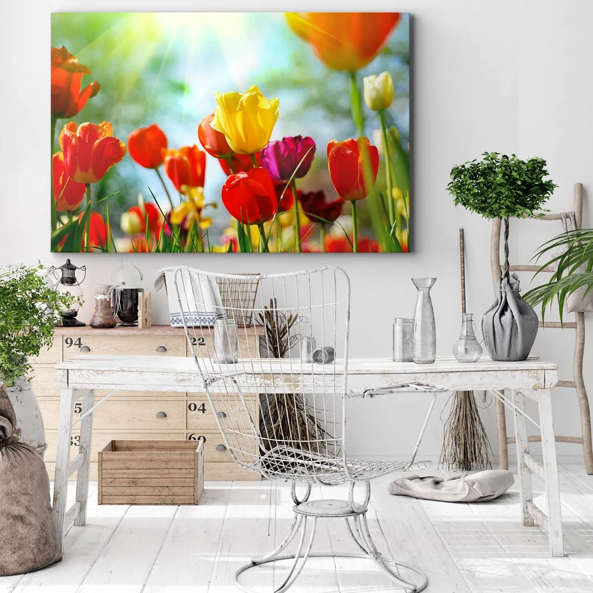 Vászonkép - Színes tulipánok a napsütésben - 70x50cm - A nap minden színe - Modern fali dekoráció nappalihoz és hálószobához ARTTOR