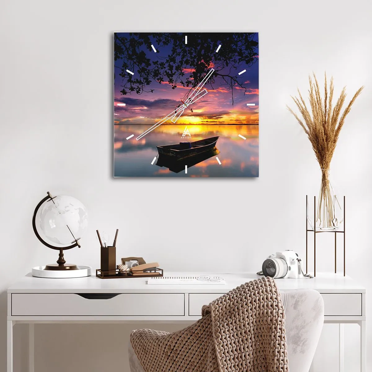 Falióra, Óra - „Úgy tűnik, az ég közepén lógsz...” - 40x40 cm