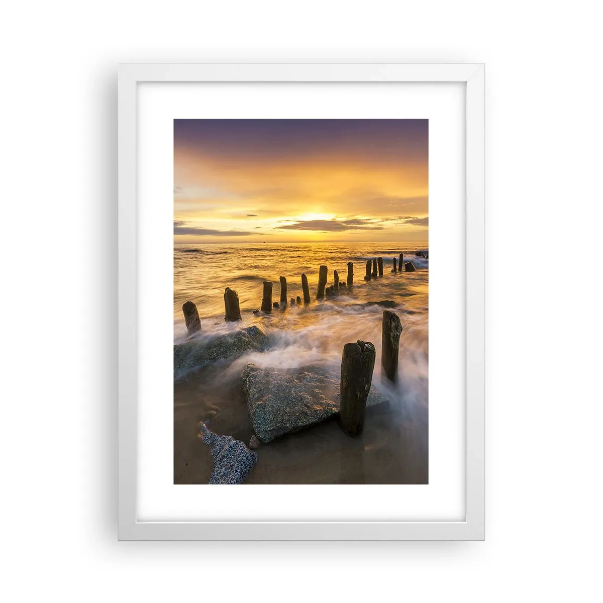 Poszter fekete keretben - A Balti-tenger nyers szépsége - 30x40 cm