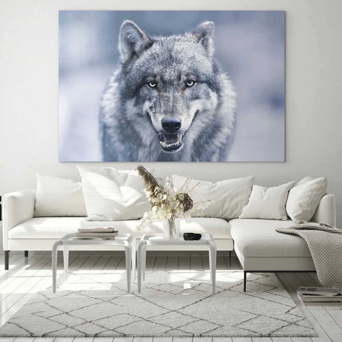 Üveg kép - Egy farkas átható tekintettel a havas erdő hátterében. - 70x50cm - Vállalod a kihívást? - Modern fali dekoráció nappalihoz és hálószobához ARTTOR