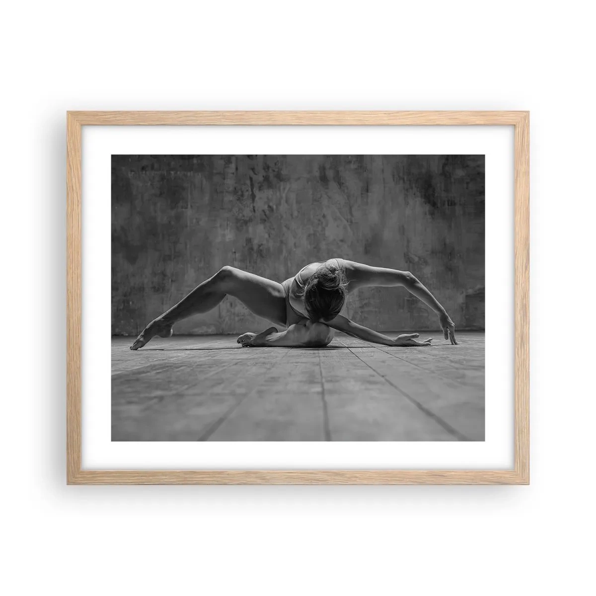 Poszter világos tölgy keretben - Előkerített szimmetria  - 50x40 cm