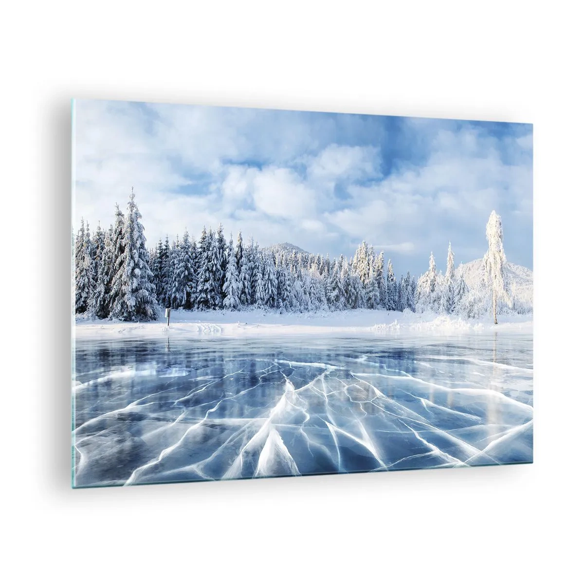 Üveg kép - Egy befagyott tó, amelyet téli erdő vesz körül - 70x50cm - Káprázatos és kristályos látvány - Modern fali dekoráció nappalihoz és hálószobához ARTTOR