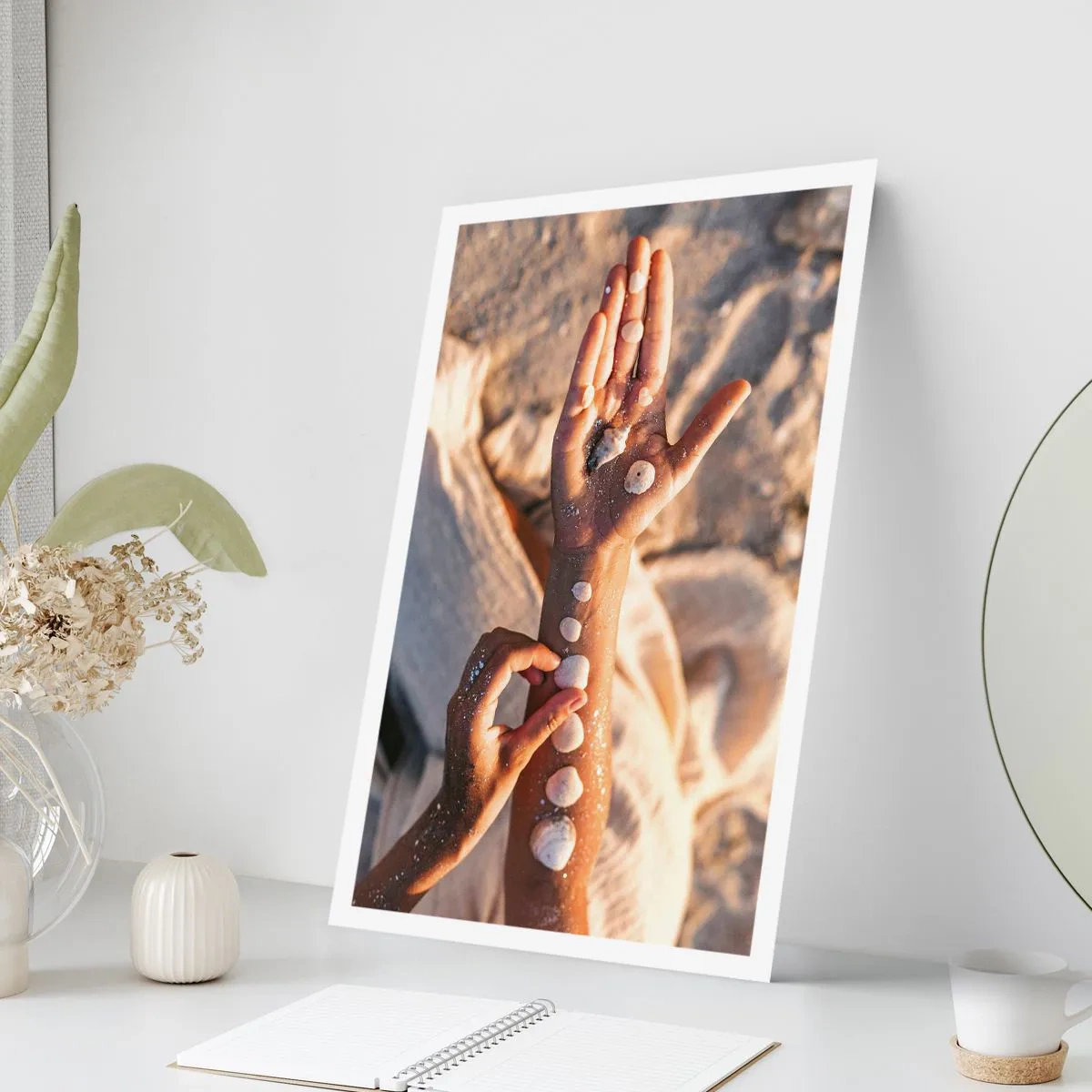 Poszter - Szépség egy karnyújtásnyira - 61x91 cm