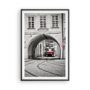 Poszter fehér keretben - A város labirintusán keresztül - 61x91 cm