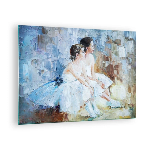 Üveg kép - Két fehér ruhás balerina impresszionista háttér előtt - 70x50cm - A fiatal hattyúk pihenése - Modern fali dekoráció nappalihoz és hálószobához ARTTOR
