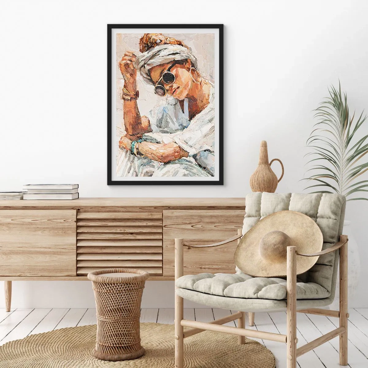 Poszter fehér keretben - Szemüveges, turbános nő portréja impresszionista stílusban - 50x70cm - Portré teljes napfényben - Modern fali dekoráció nappalihoz és hálószobához ARTTOR