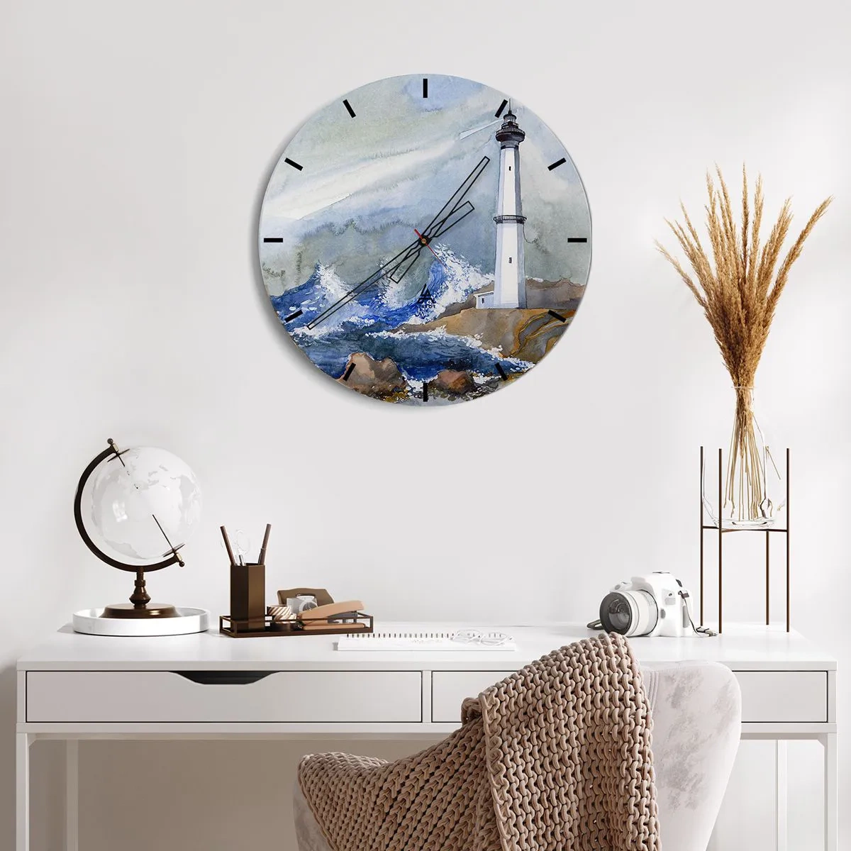 Falióra, Óra - Világítótorony a viharos tenger felett - 30x30cm - A sötétséggel és a viharral szemben - Modern fali dekoráció nappalihoz, konyhához és hálószobához ARTTOR