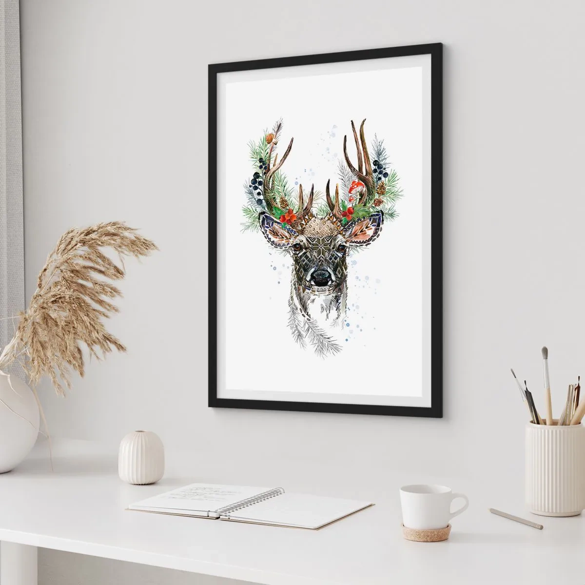 Poszter fehér keretben - Dekoratív szarvas díszekkel és virágos díszítésekkel - 50x70cm - Ünnepi köntösben - Modern fali dekoráció nappalihoz és hálószobához ARTTOR