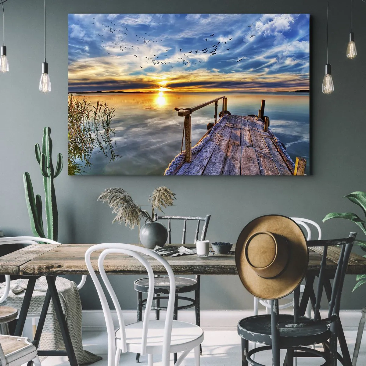 Vászonkép - Fából készült móló a tó felett naplementekor - 70x50cm - Megnyugszik a szél - Modern fali dekoráció nappalihoz és hálószobához ARTTOR