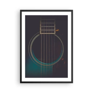 Poszter fehér keretben - Egy akusztikus gitár rezonátorlapjának művészi közeli képe. - 50x70cm - Egy pillanat, mielőtt megszólal - Modern fali dekoráció nappalihoz és hálószobához ARTTOR