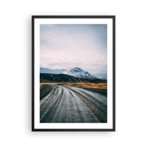 Poszter fehér keretben - Egy út vezet a hófödte hegyek felé - 50x70cm - Izlandi hangulatban - Modern fali dekoráció nappalihoz és hálószobához ARTTOR