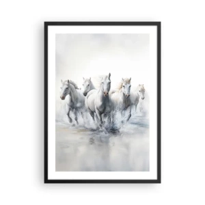 Poszter fehér keretben - Fehér lovak vágtatnak át a vízen dinamikus környezetben - 50x70cm - Fehér varázslat - Modern fali dekoráció nappalihoz és hálószobához ARTTOR